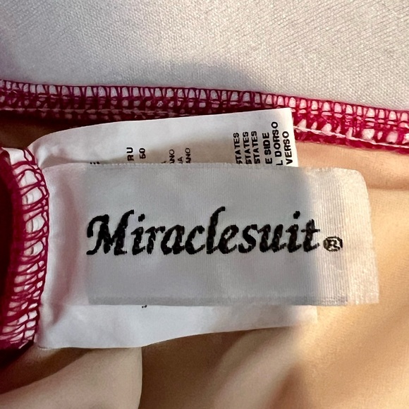 Miraclesuit Rialto One Piece Swimsuit Sweetheart Shirred Fuchsia Womens 14 - Picture 7 of 7